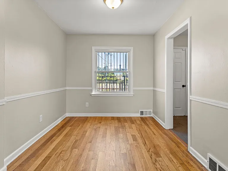 450 Marquette Dr — Photo 9