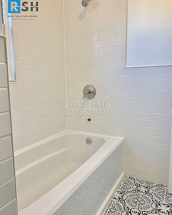 1st image of 11557 200th St