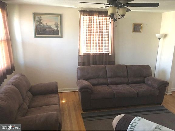 5th image of 4124 Passmore St