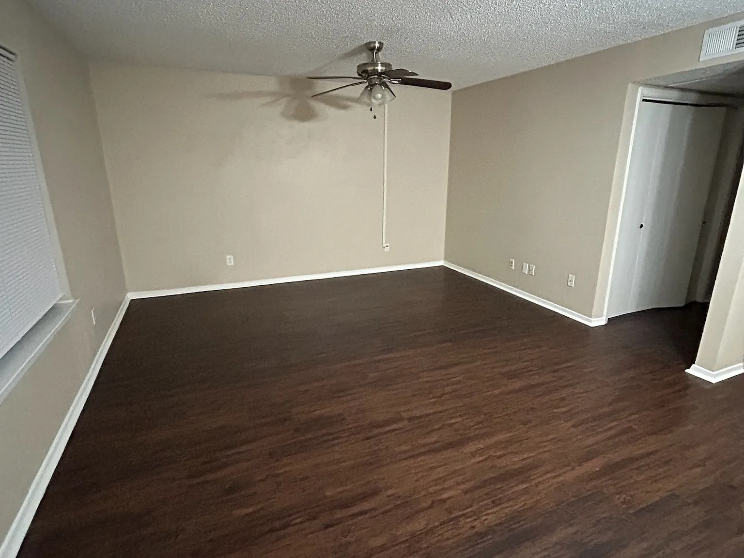 1 bed, 715 sqft, $900 — Photo 3