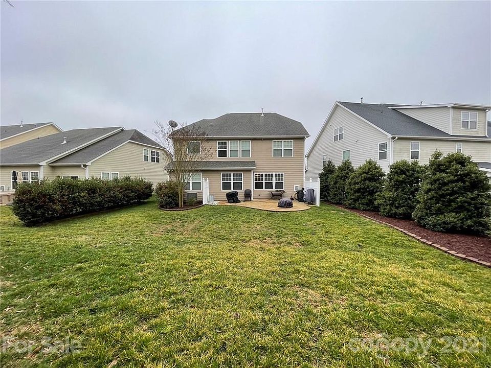 2nd image of 10027 Elizabeth Crest Ln