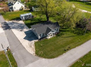 228 College Cir, Eolia, MO 63344