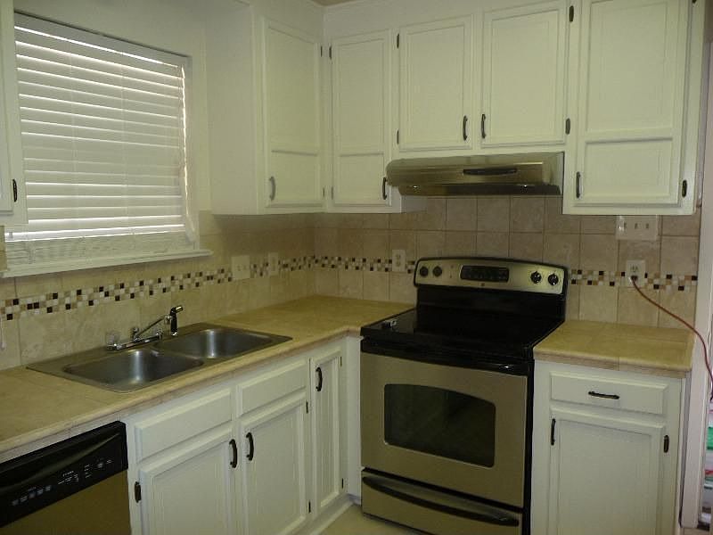 1st image of 5205 Cumberland Cove Dr