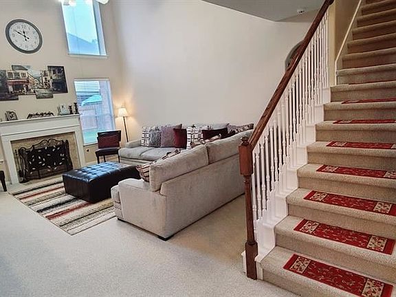 4th image of 20821 Hixon Creek Dr