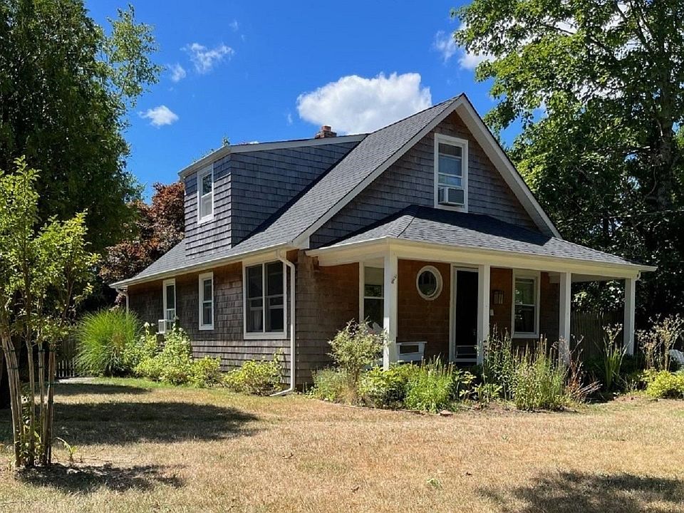 1st image of 21 Redfield Ln