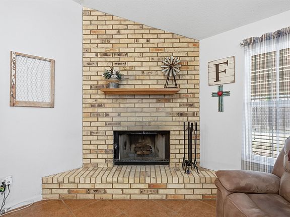 5th image of 6605 Emerald Dr