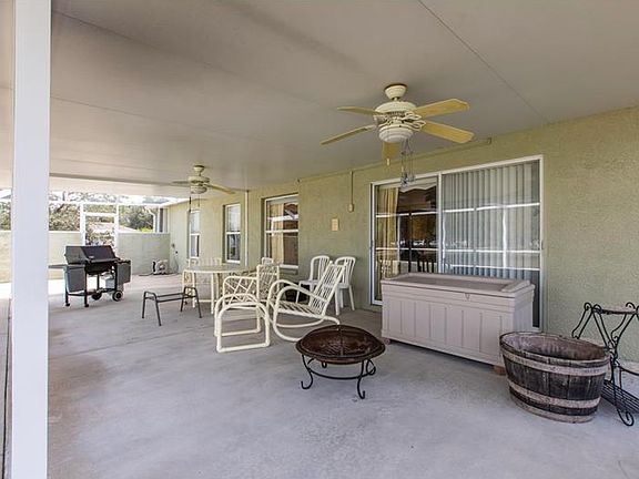 3rd image of 9303 Barrington Oaks Dr