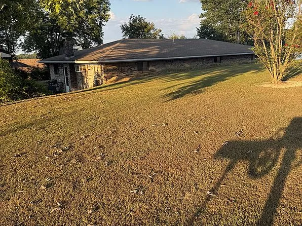 78 Union Hill Rd, Loretto, TN 38469
