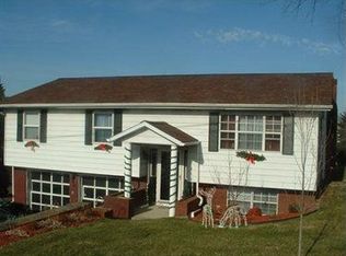 34 Chestnut St, Uniontown, PA 15401