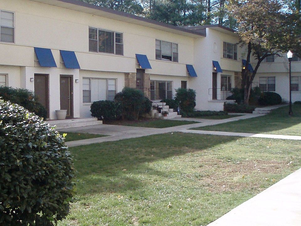 Exterior of building will be repainted in November