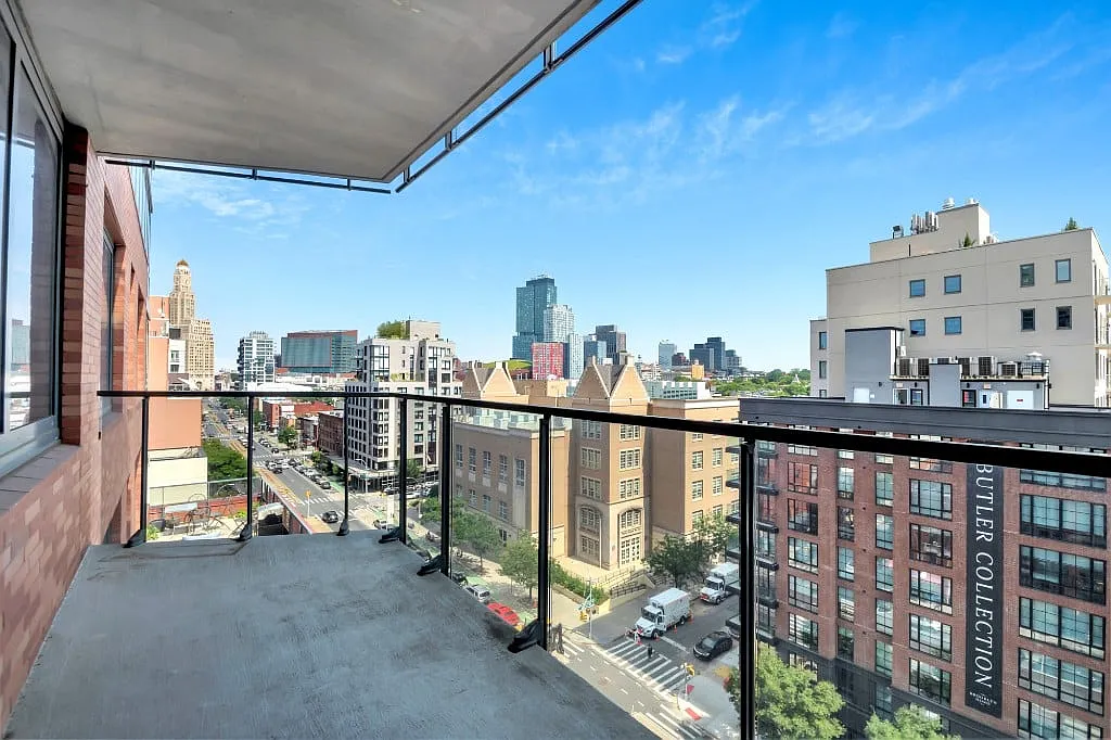 150 Fourth Avenue — Photo 4