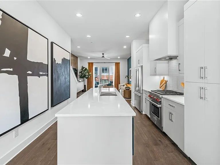 673 Ethel St NW — Photo 11