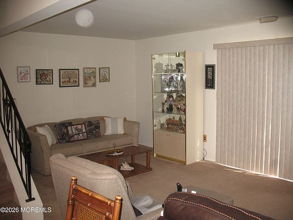 5th image of 12 Pheasant Place