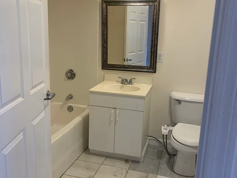 172 Middle St #407 — Photo 8