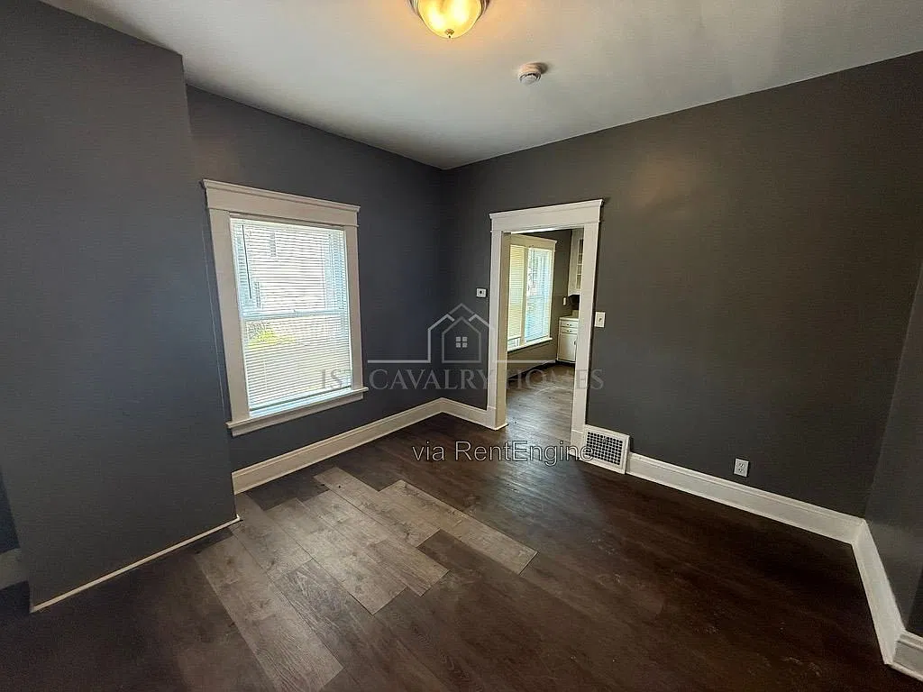 1 bed, 1.0 bath, $745 — Photo 3