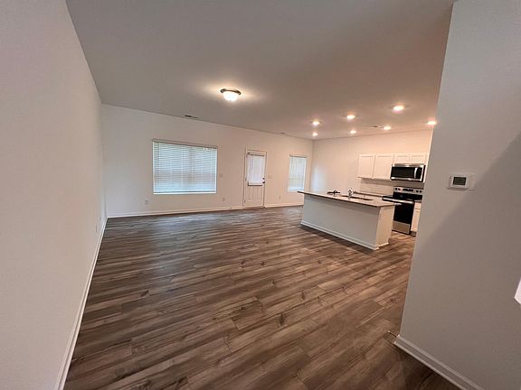 5th image of 1383 Ben Park Way #1383