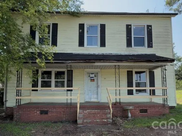 614 Saluda Rd, Chester, SC 29706