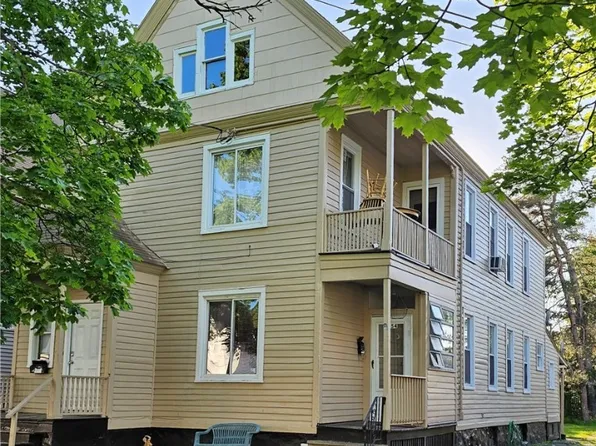 1654 Elm St, Utica, NY 13501