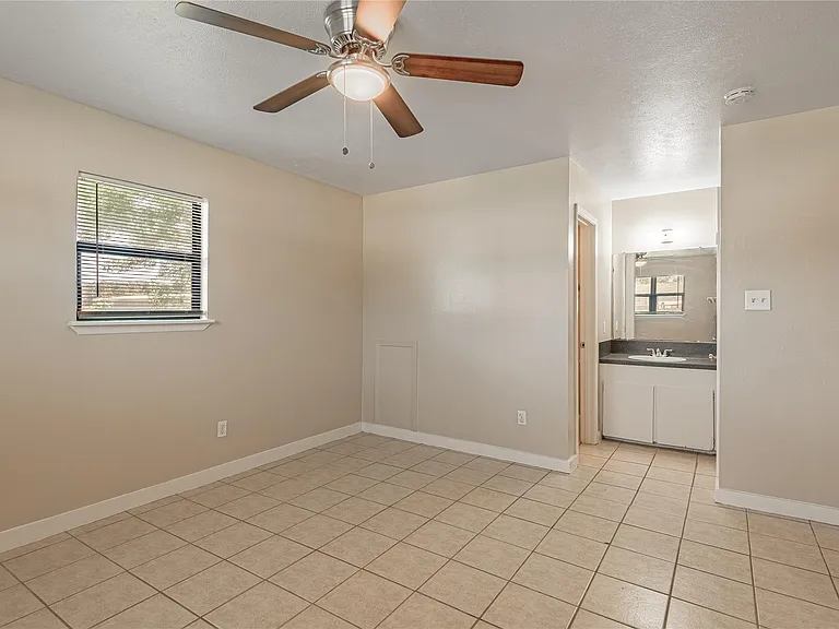 2303 State Highway 19 #C — Photo 13