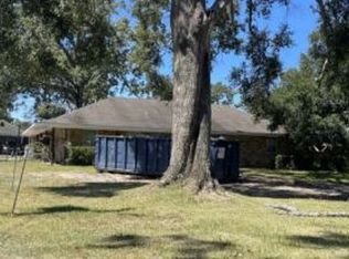 12521 Palmer Rd, Gonzales, LA 70737