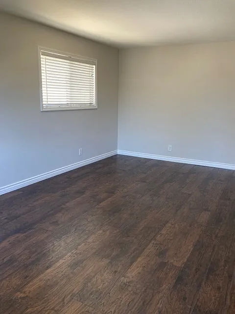 2 bed, 859 sqft, $2,600 — Photo 2