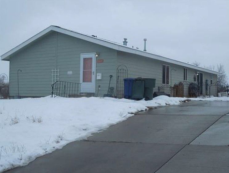 2nd image of 1008 S Main St