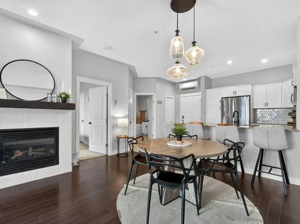 35 E Inglewood Park SE #411, Calgary, AB T2G 1B5