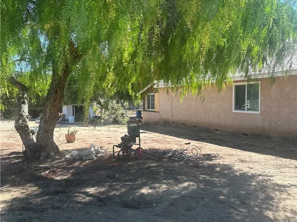 44250 E Benton Rd, Hemet, CA 92544