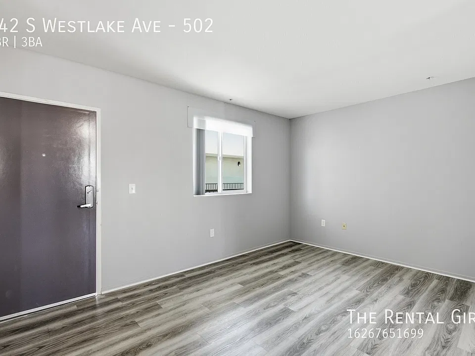 742 S Westlake Ave #502