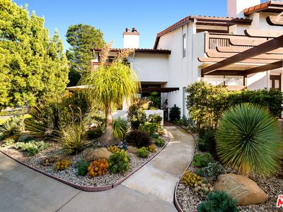 1786 Palisades Dr, Pacific Palisades, CA, 90272