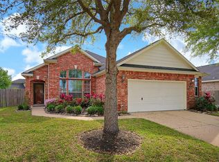 404 Abbey Ln, League City, TX 77573