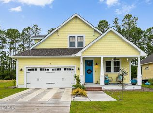 185 Twining Rose Ln, Holly Ridge, NC 28445