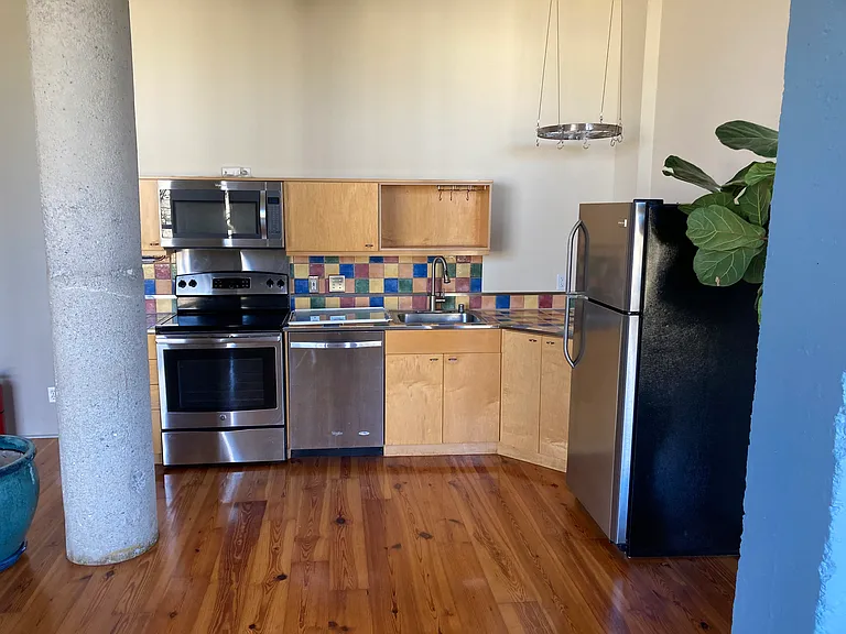 1500 Park Ave — Photo 4
