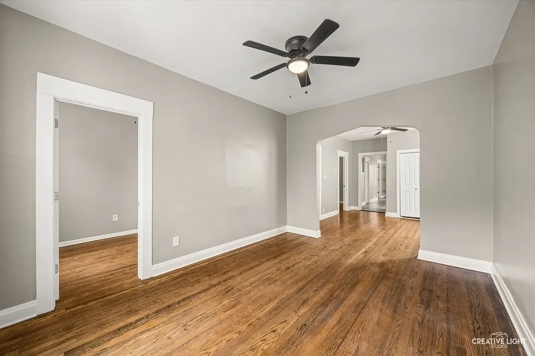3 bed, 1038 sqft, $1,800 — Photo 2