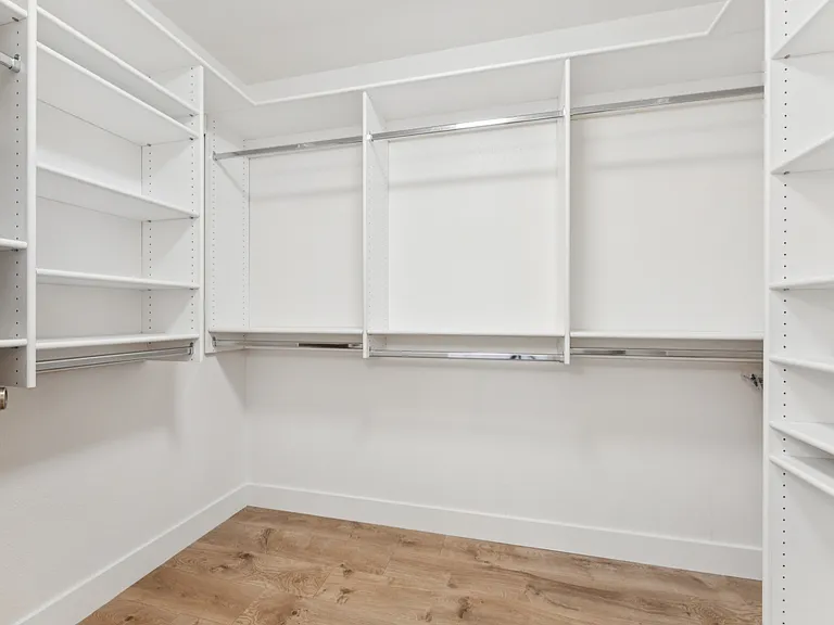 7736 E Buena Terra Way — Photo 13