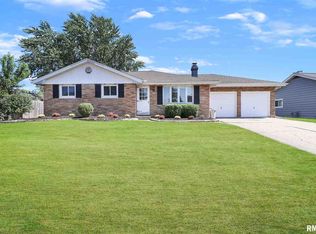1012 S Mesa Dr, Peoria, IL