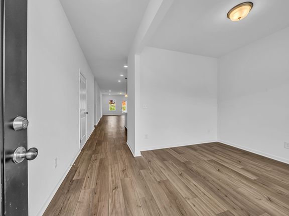 5th image of 713 Wilderland Way Lot 12