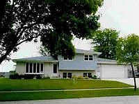 1st image of 104 N Brookshore Dr