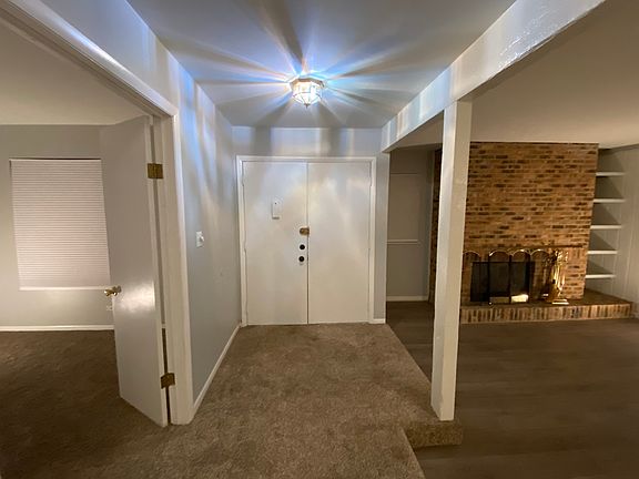 5th image of 2910 Frontenac St Unit 108