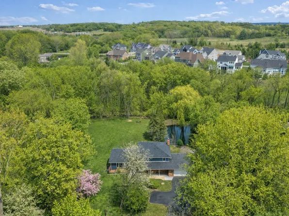 5831 Fawn Trail Cir, Woodbury, MN 55129