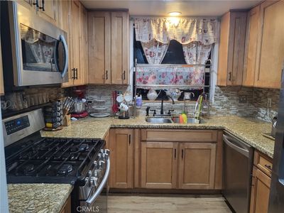 27667 Ironstone Dr APT 4, Santa Clarita, CA, 91387