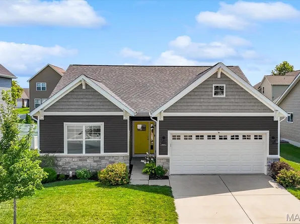 3914 Narrow Leaf Ln, Swansea, IL 62226