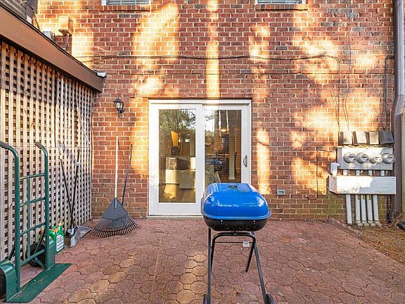 4th image of 1209 Manassas Ct APT C