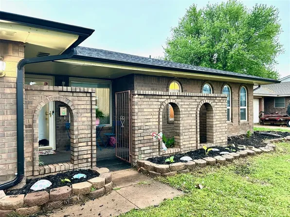 4721 Newport Dr, Del City, OK 73115