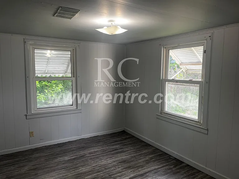 59 Juliana Dr — Photo 7