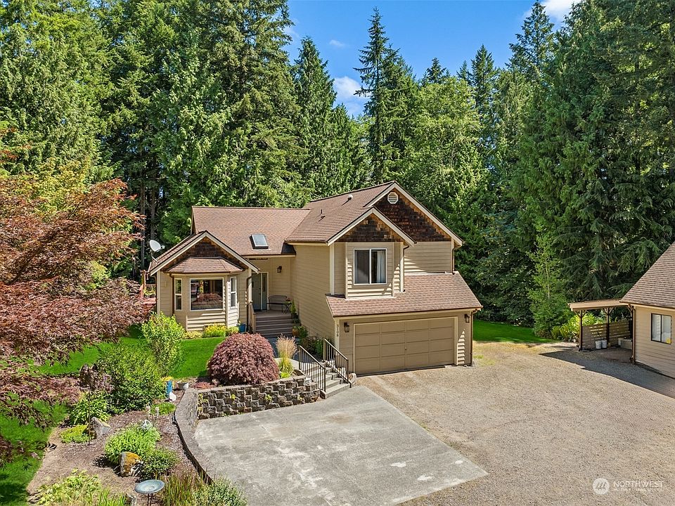 1st image of 3108 NE Wren Way