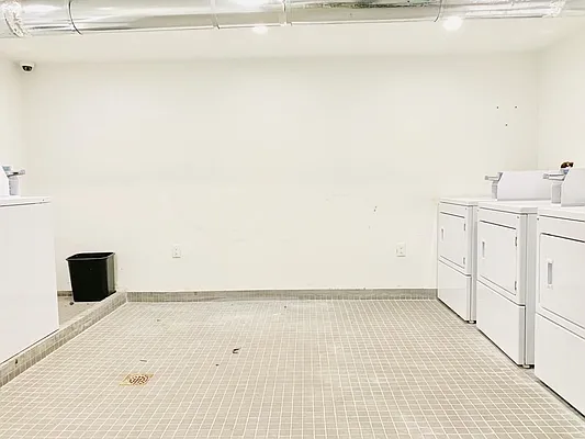 Rented by Blue Egg Realty Corp | media 35