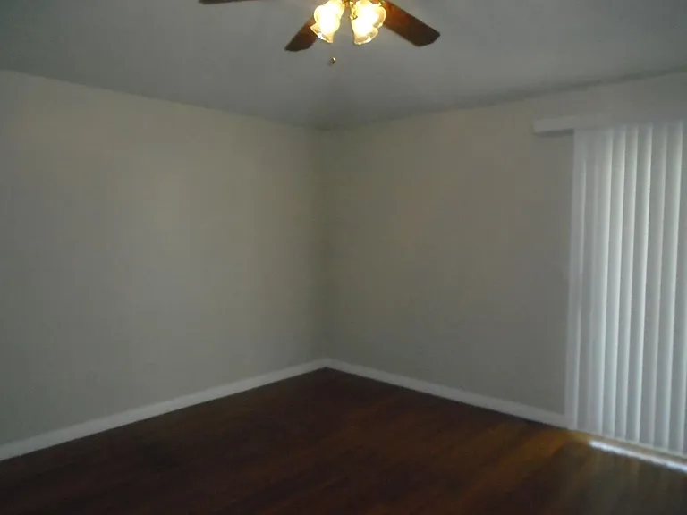 10314 Iroquois Ln — Photo 12