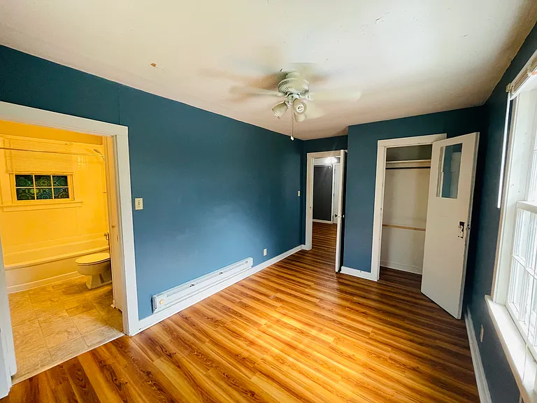 110 School Rd E — Photo 2