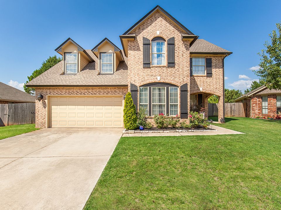 1st image of 1141 Bradford Pl